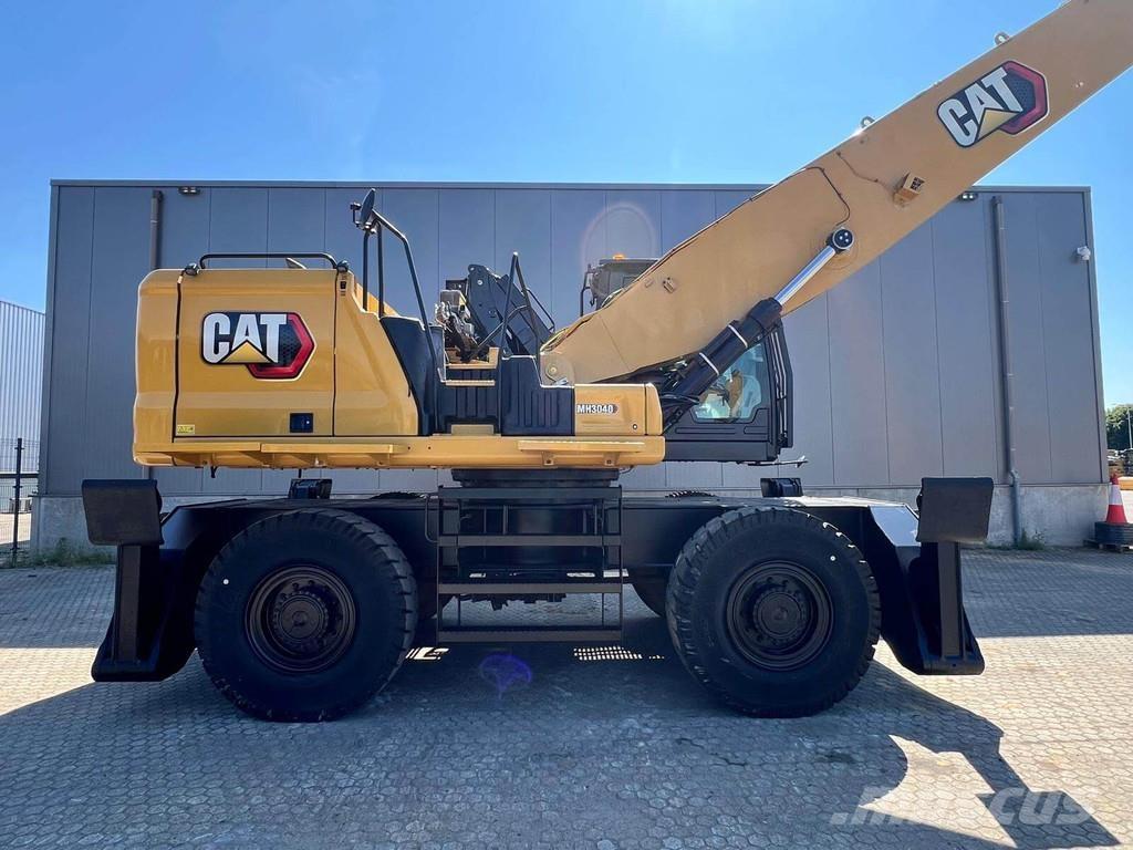 CAT MH3040 مناولات المخلفات / مناولات صناعية
