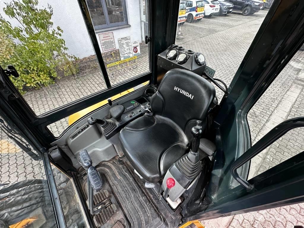 Hyundai R35Z 9 حفارات صغيرة أقل من 7 طن (حفارات صغيرة)