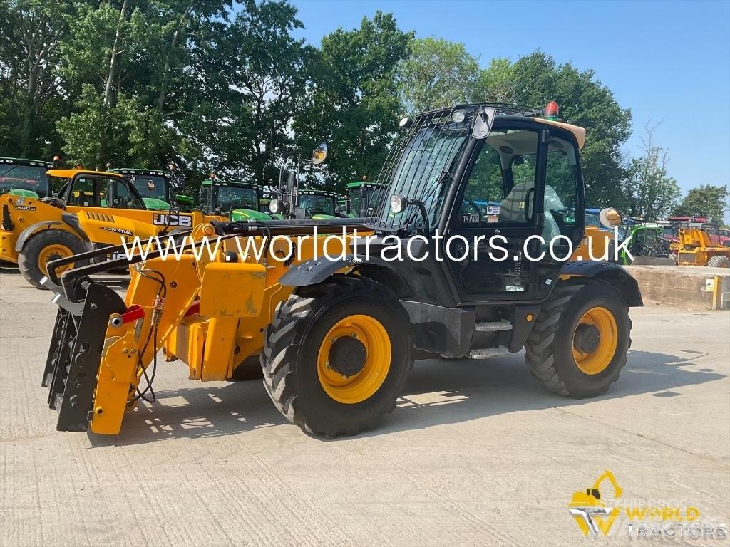 JCB 535-125 Hiviz مناولات متداخلة