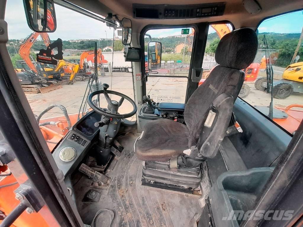 Doosan DL 250-3 لوادر بعجل