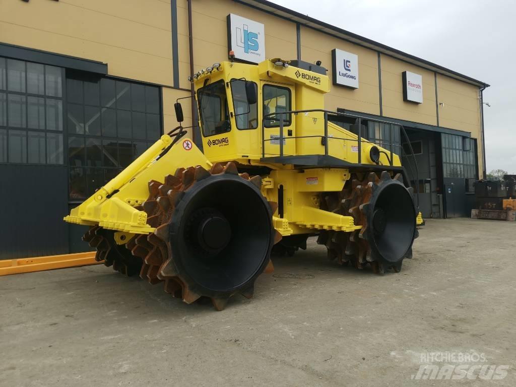 Bomag BC 972 RB مكابس المخلفات