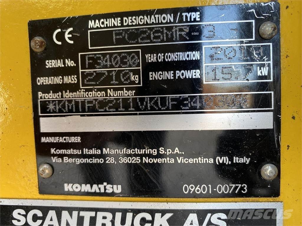 Komatsu PC26MR-3 حفارات بعجل