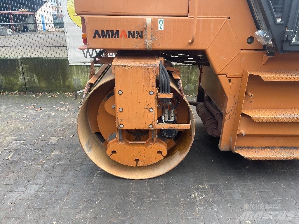 Ammann DTV 653 D مداحل ثنائية الاسطوانة