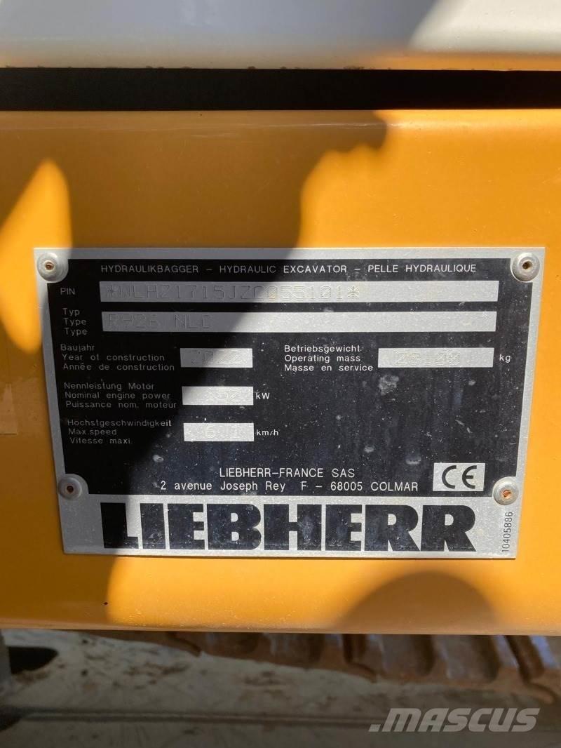 Liebherr R926 حفارات زحافة