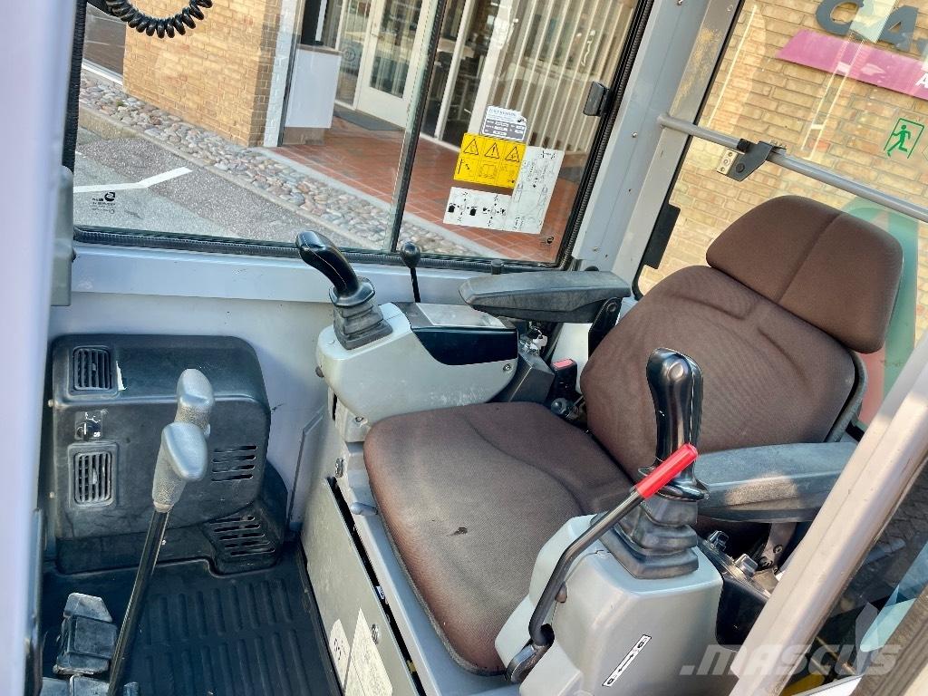 New Holland E 18 C حفارات صغيرة أقل من 7 طن (حفارات صغيرة)