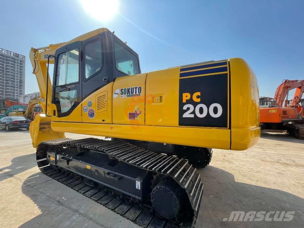 Komatsu PC 200-7 حفارات زحافة