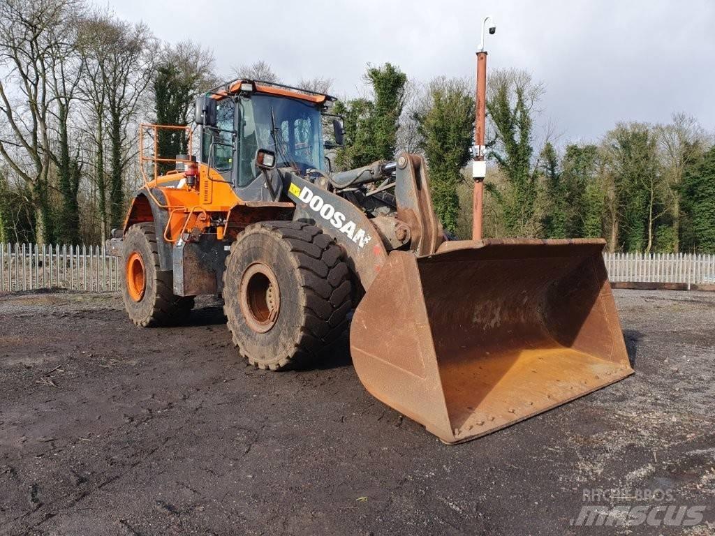 Doosan DL 420-5 لوادر بعجل