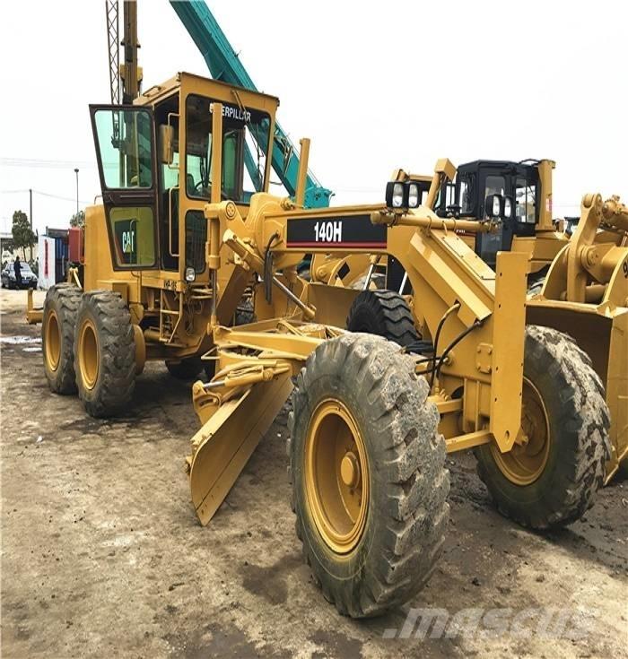CAT 140 H معدات تمهيد الطرق