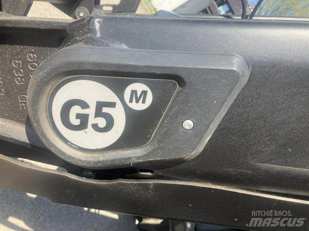 Valtra N 175 الجرارات