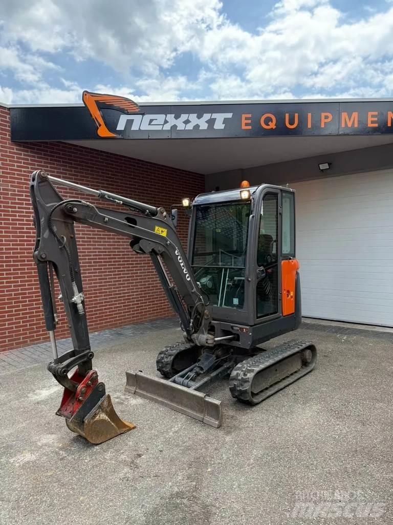 Volvo EC 18 D حفارات صغيرة أقل من 7 طن (حفارات صغيرة)