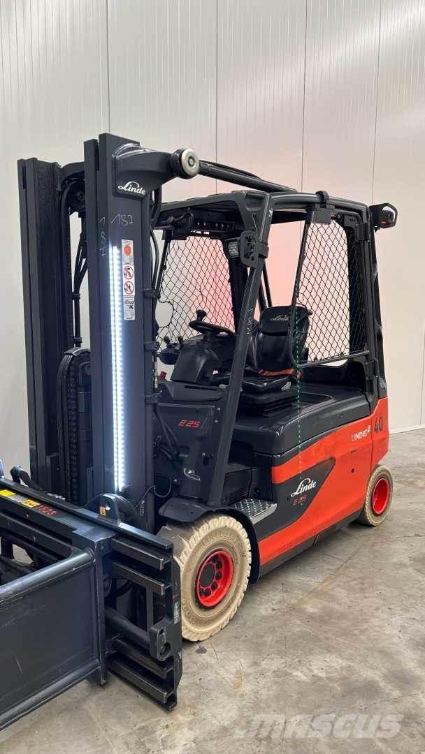 Linde E25L شاحنات ذات رافعات شوكية تعمل بالكهرباء