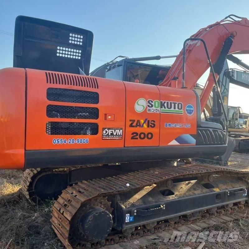 Hitachi ZX 200 حفارات زحافة