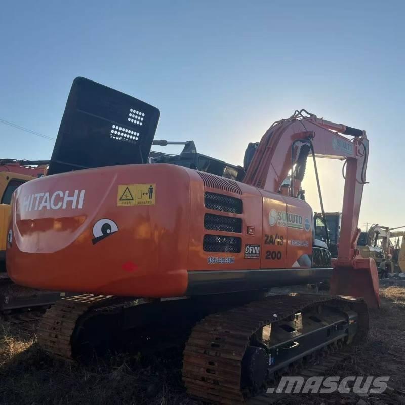 Hitachi ZX 200 حفارات زحافة