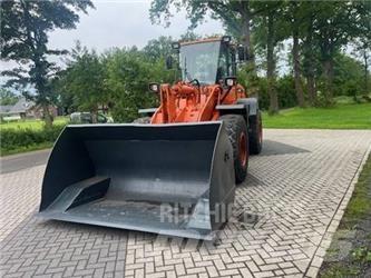 Doosan DL 250 لوادر بعجل