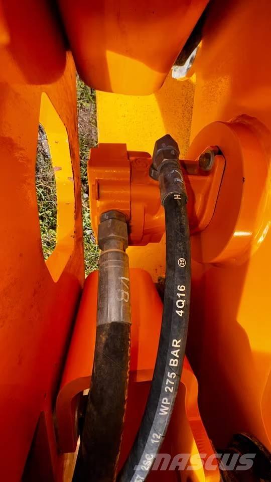 Volvo SD75B مداحل أحادية الأسطوانة