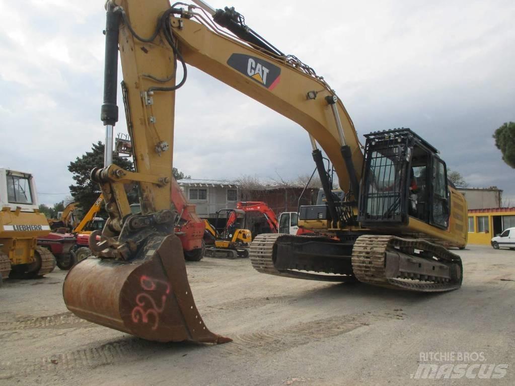 CAT 329 E LN حفارات زحافة