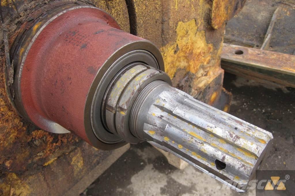 CAT D8K winch مكونات أخرى