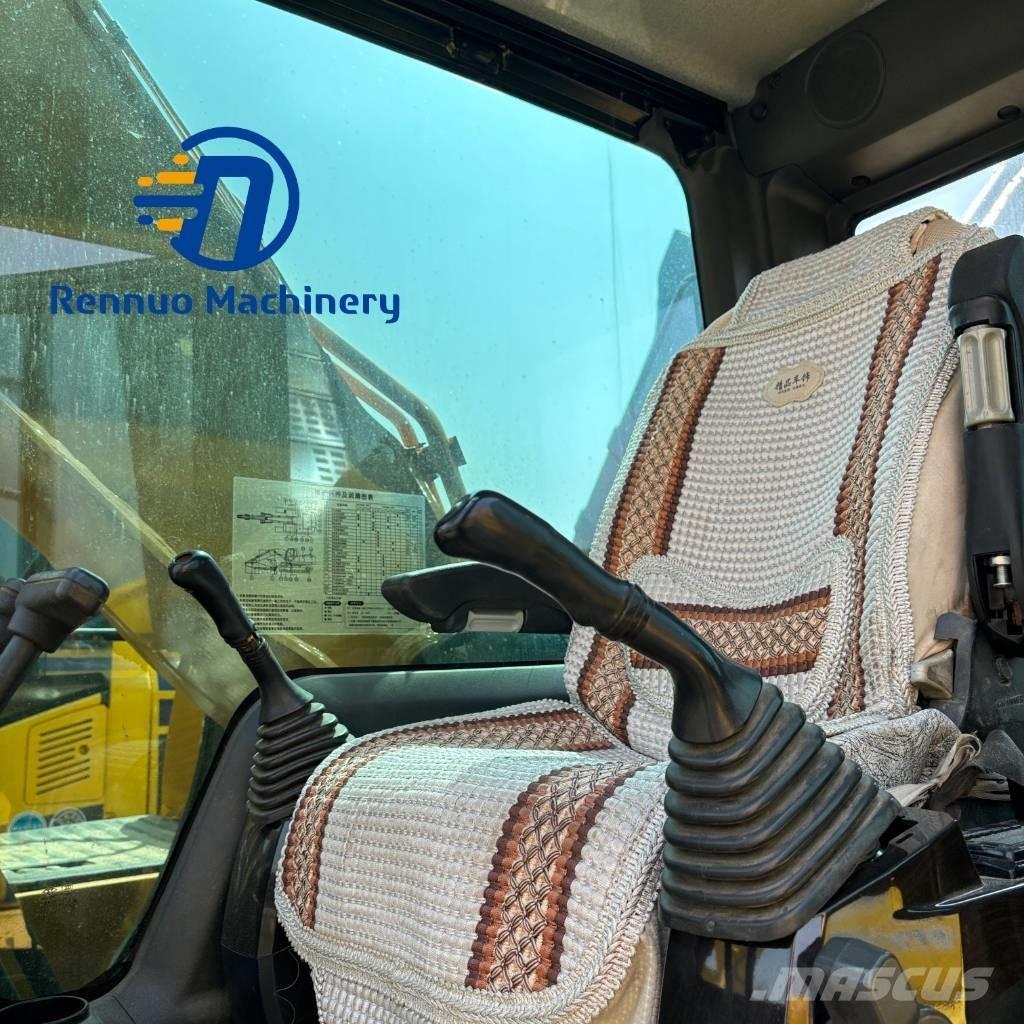 Sany SY 215 C-pro حفارات زحافة