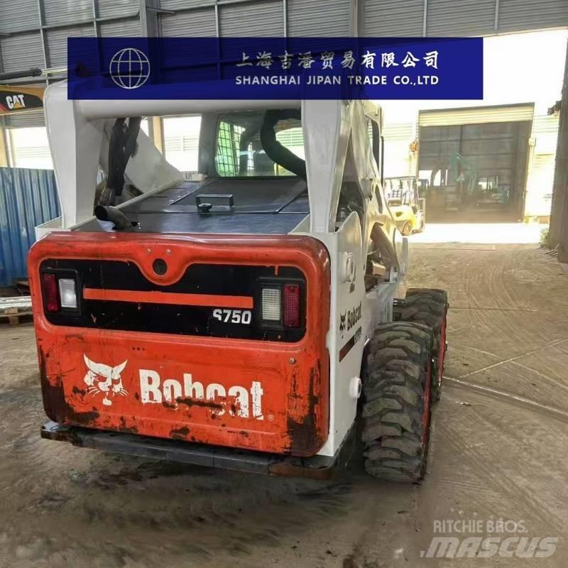 Bobcat S 750 لوادر انزلاقية التوجيه