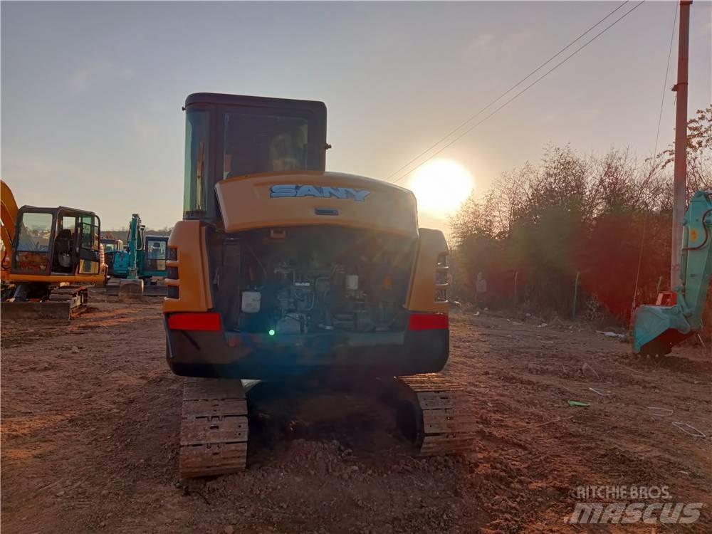 Sany SY 60 C حفارات زحافة