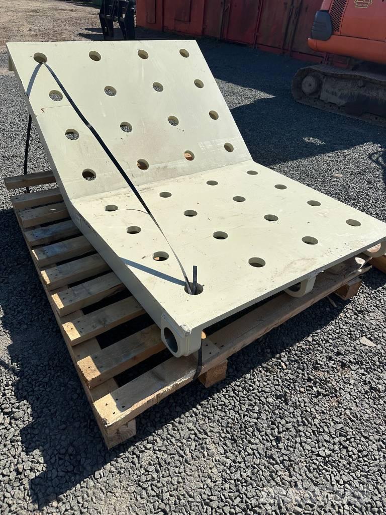 Metso LT 1213 جراشات