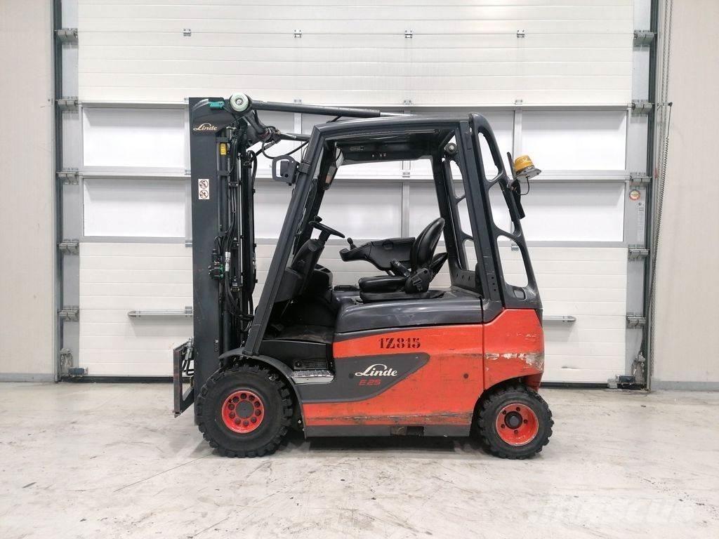 Linde E25-01 شاحنات ذات رافعات شوكية تعمل بالكهرباء