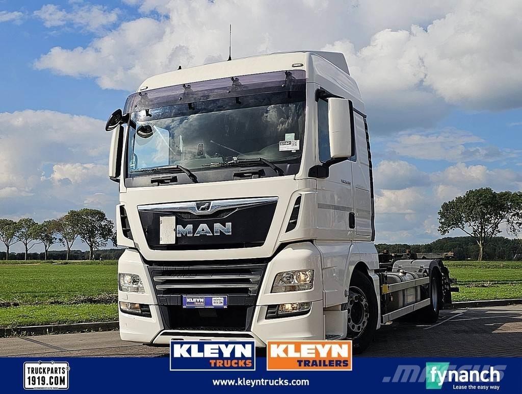 MAN 26.500 TGX شاحنات قابلة للفك