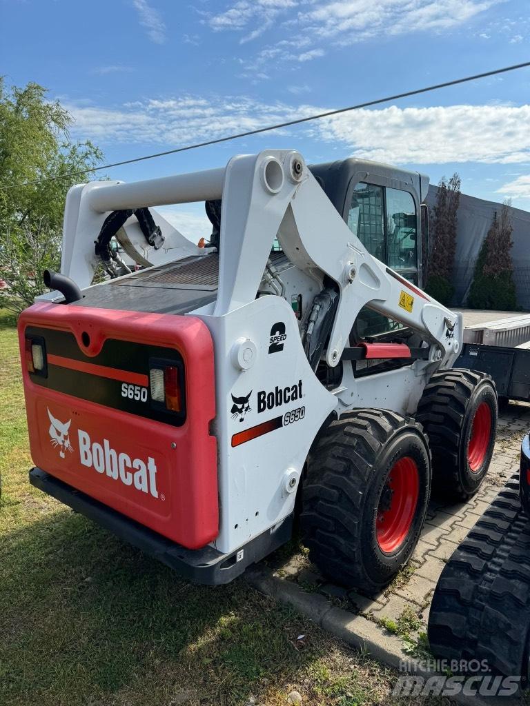 Bobcat S 650 لوادر انزلاقية التوجيه