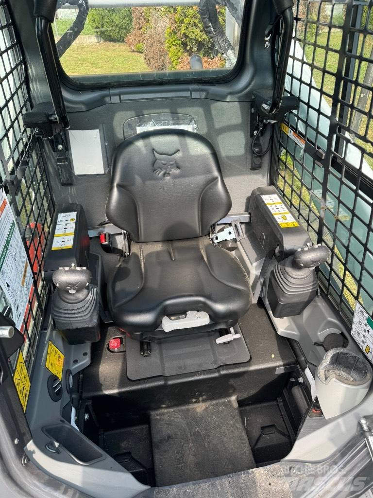 Bobcat S 650 لوادر انزلاقية التوجيه