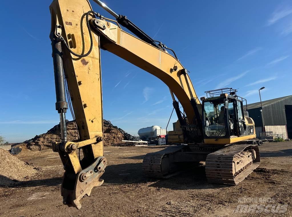 CAT 336 D L حفارات زحافة