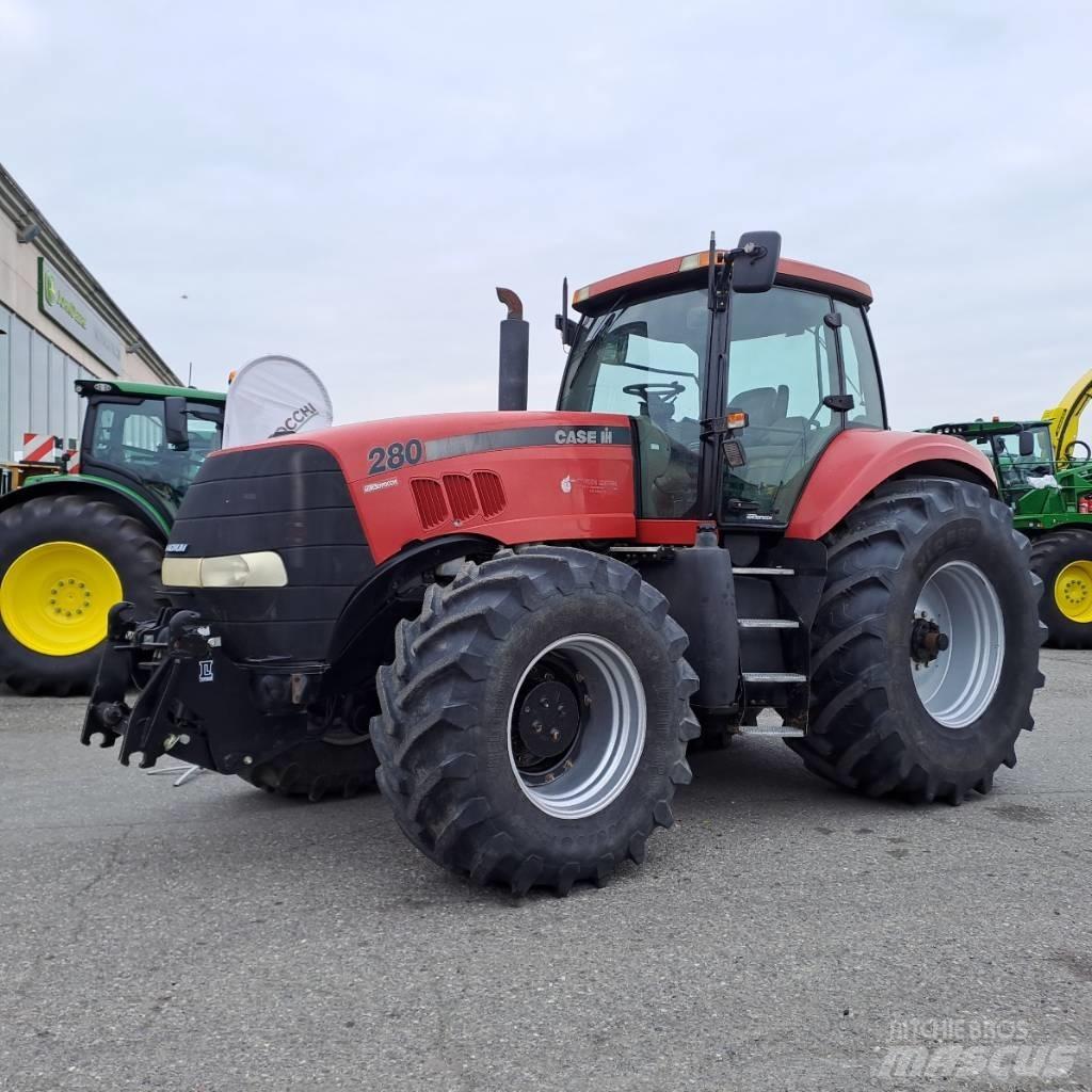 Case IH Magnum 280 الجرارات
