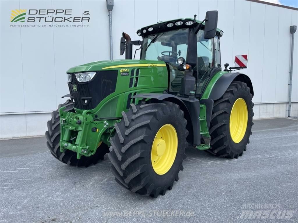 John Deere 6250R الجرارات