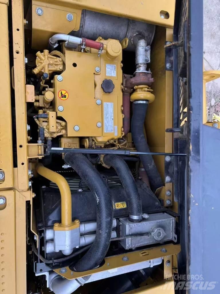 CAT 312GC حفارات زحافة