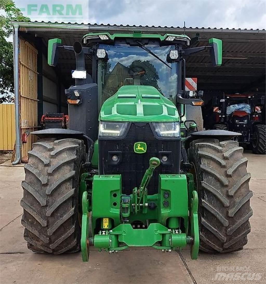 John Deere 8r 370 الجرارات