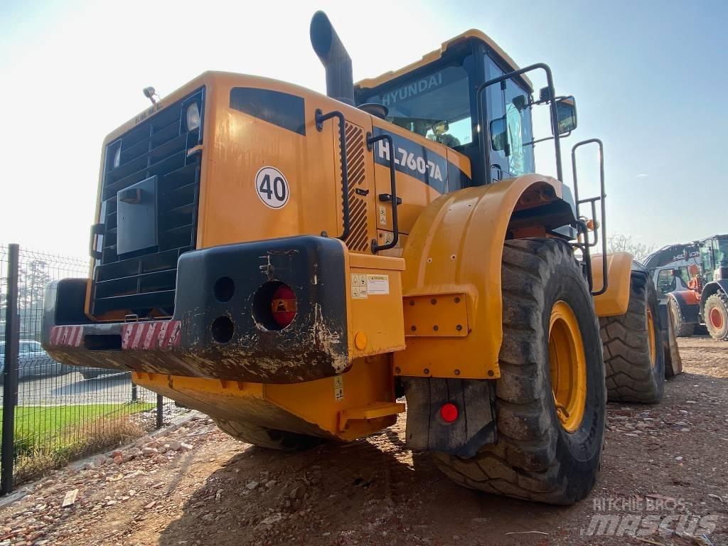 Hyundai HL 760-7 A لوادر بعجل