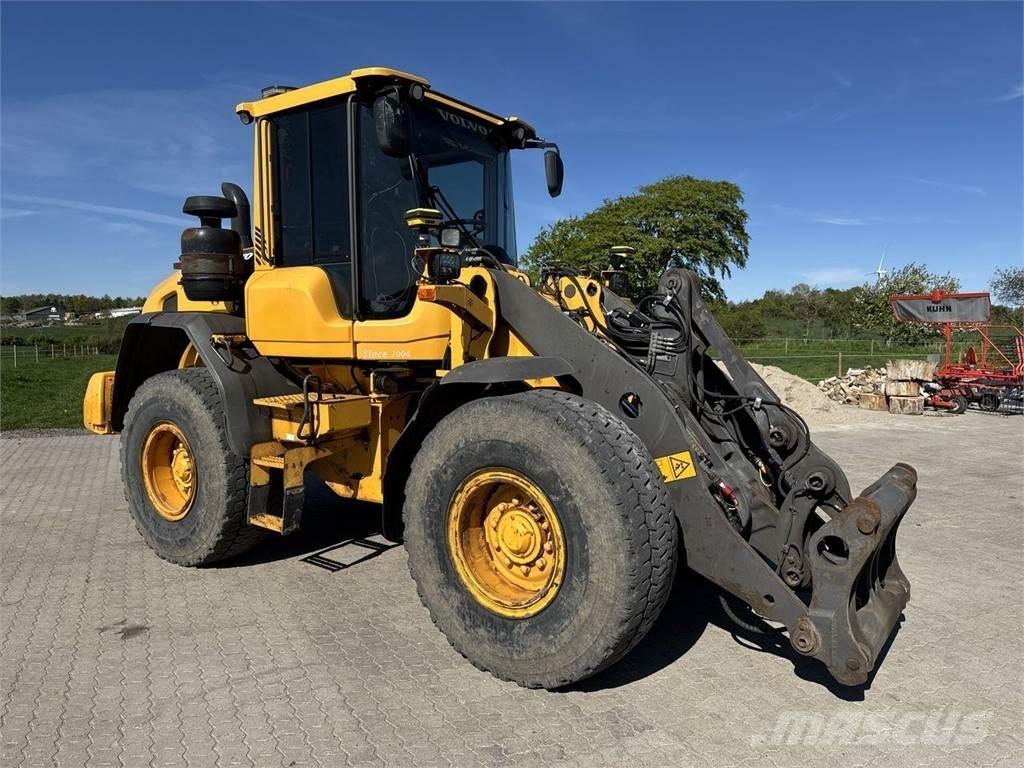Volvo L60G لوادر بعجل