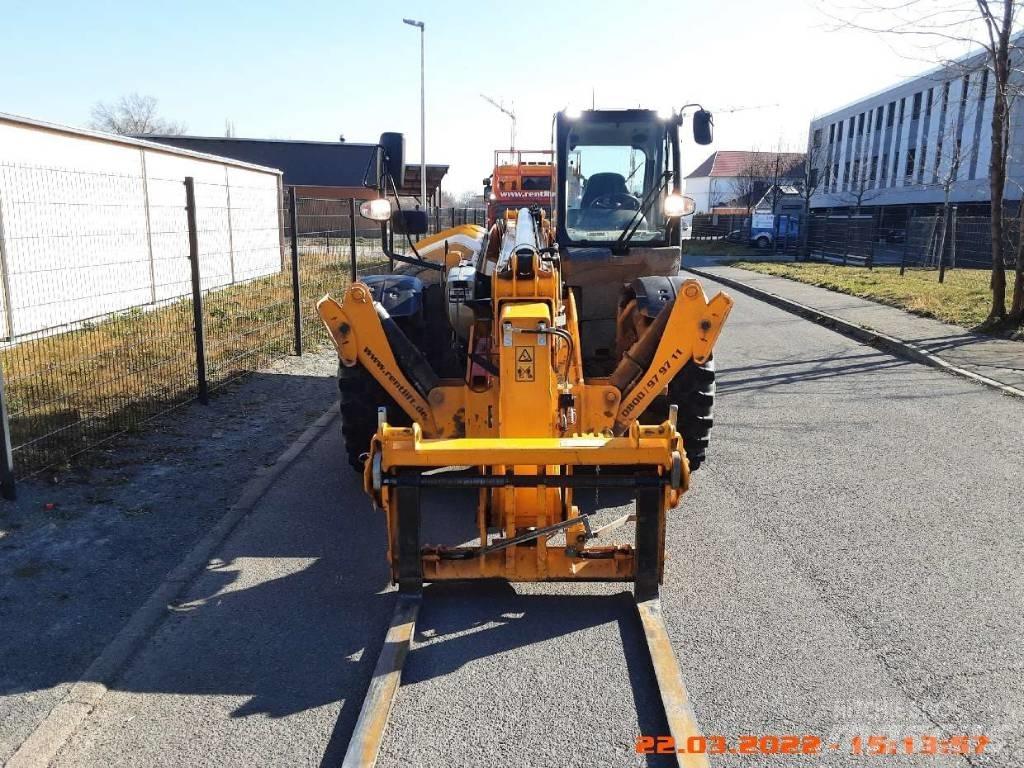 JCB 540-140 مناولات متداخلة