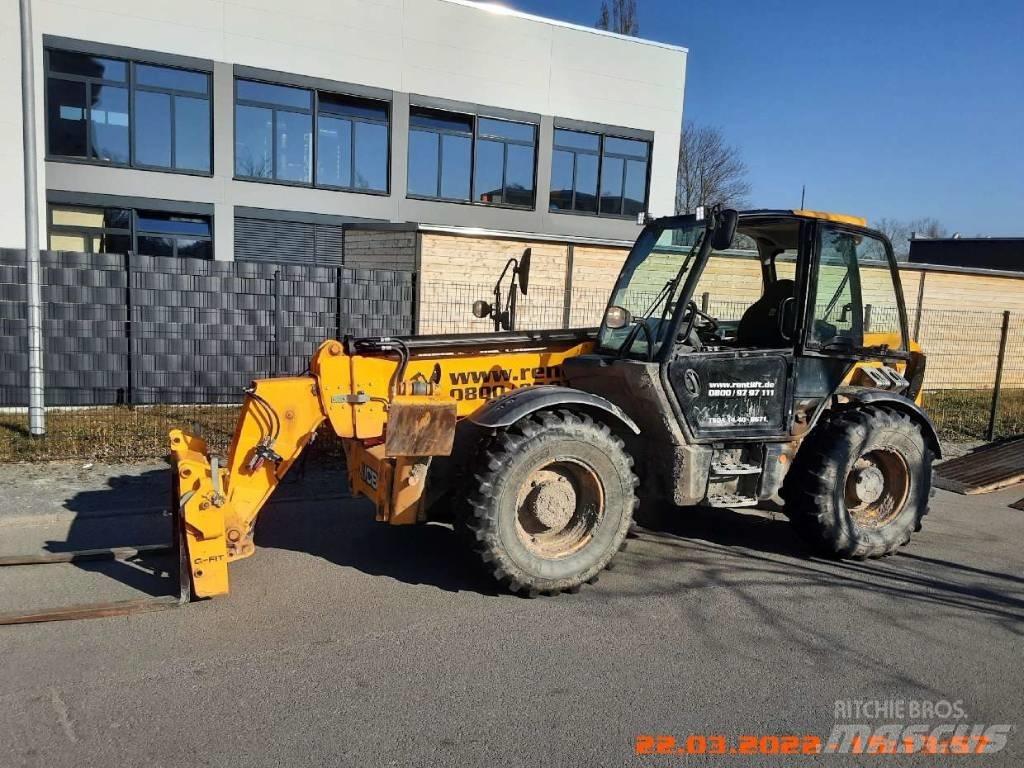 JCB 540-140 مناولات متداخلة