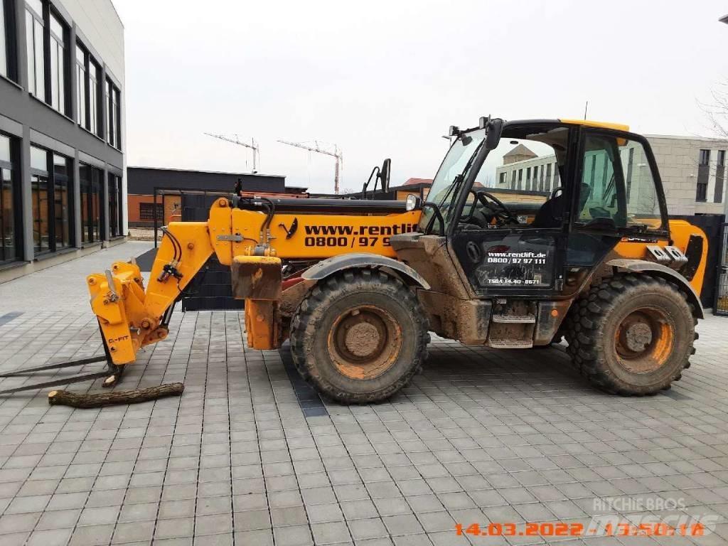 JCB 540-140 مناولات متداخلة