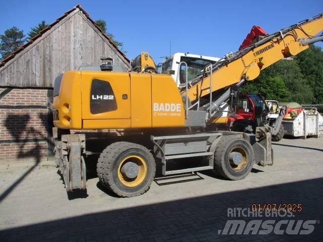Liebherr LH 22 M مناولات المخلفات / مناولات صناعية