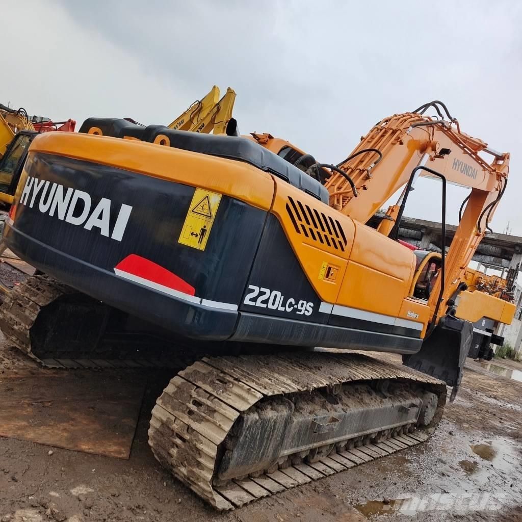 Hyundai 220 LC -9S حفارات زحافة