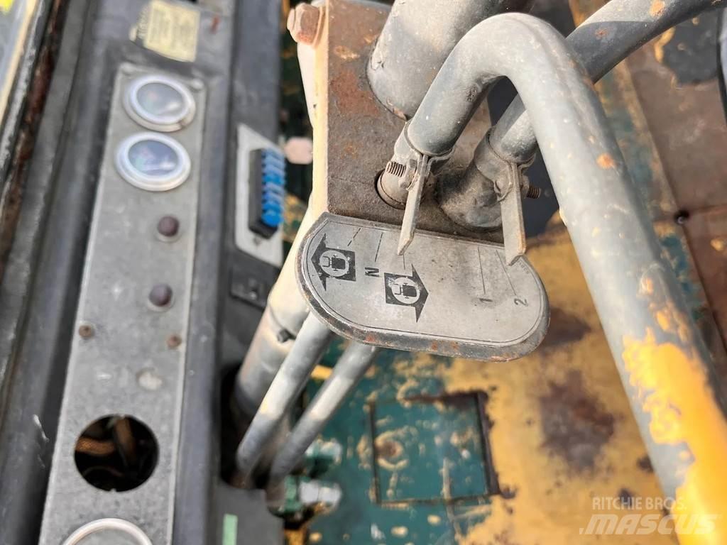 CAT V130 شاحنات الديزل