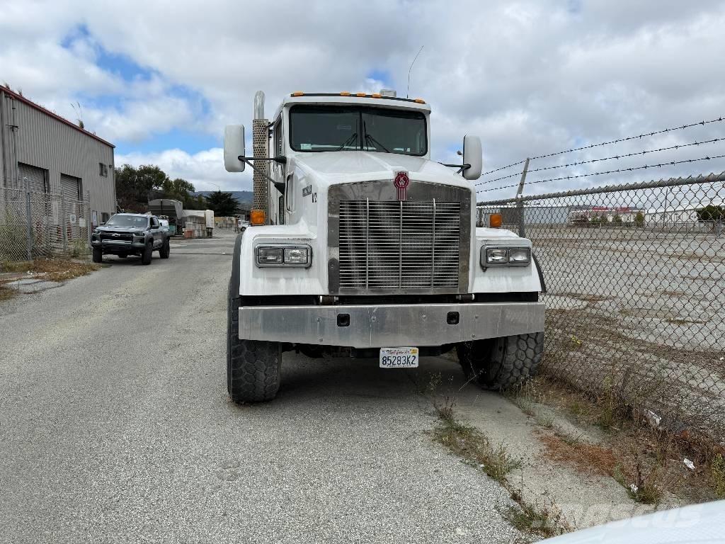 Kenworth W 900 شاحنات أخرى