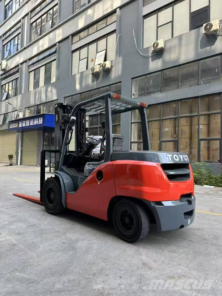 Toyota FD 50 شاحنات الديزل