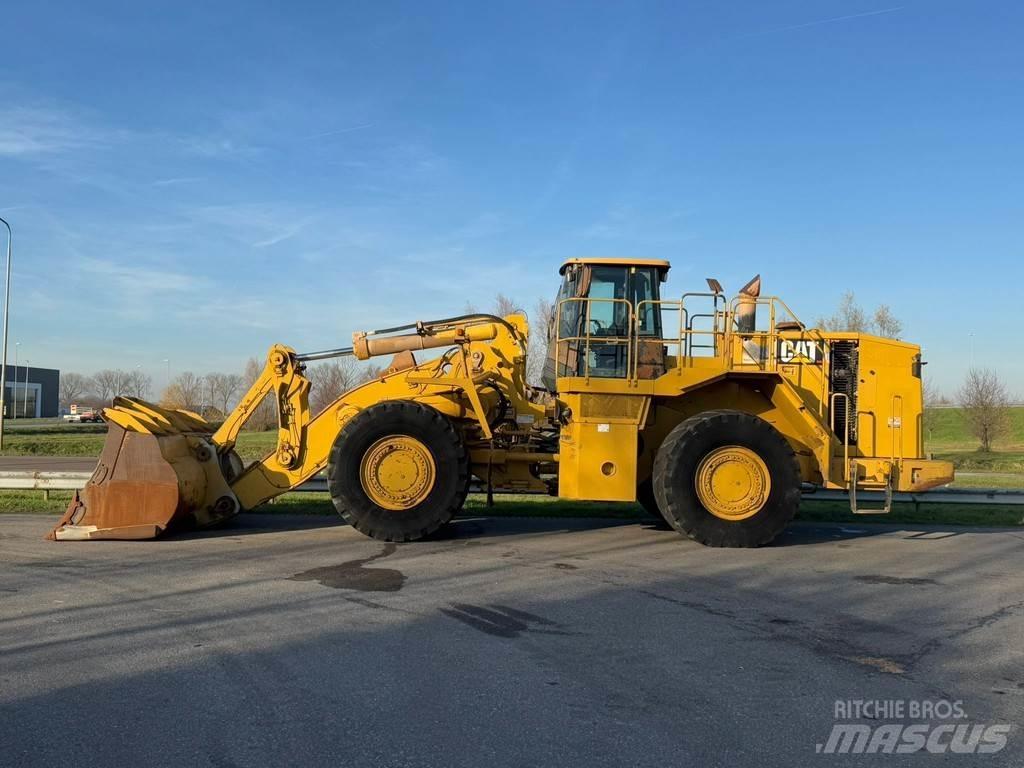 CAT 988G لوادر بعجل