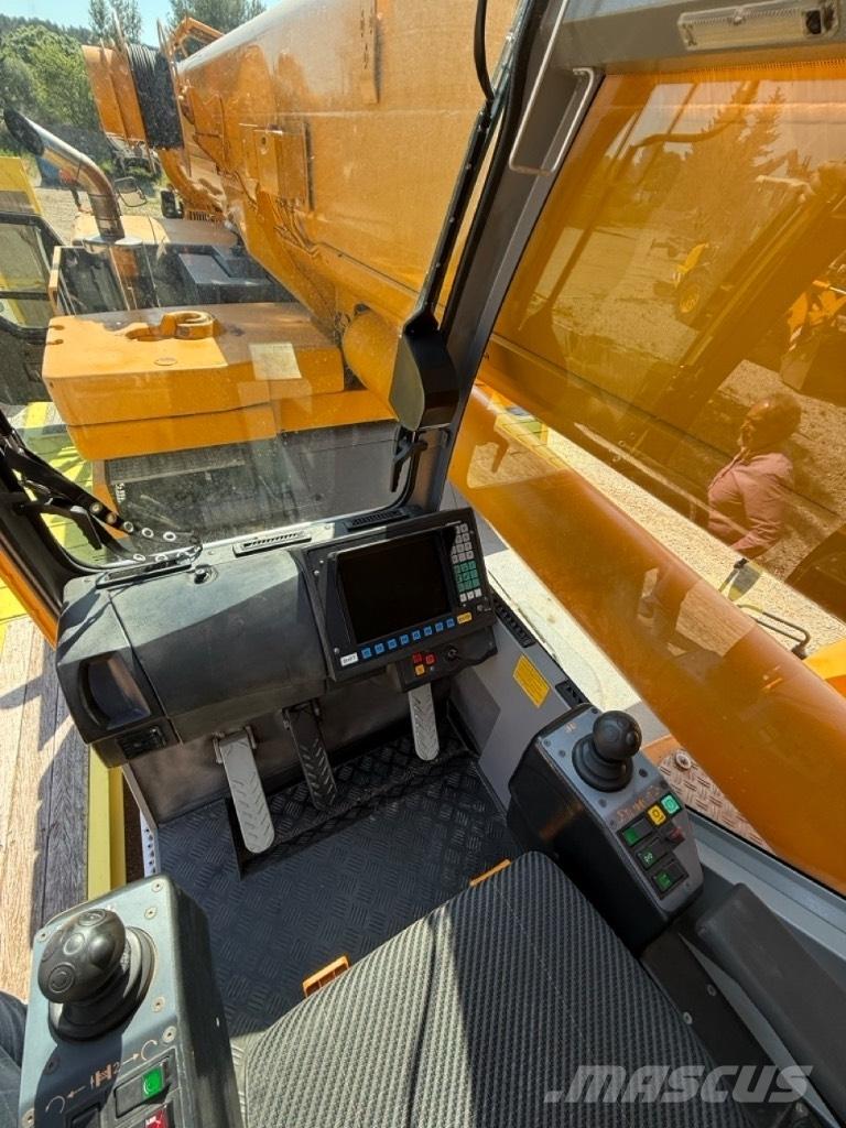 Liebherr LTM 1055 رافعات الطرق الوعرة