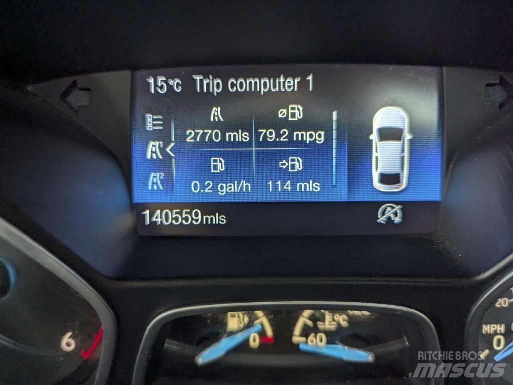 Ford Focus سيارات