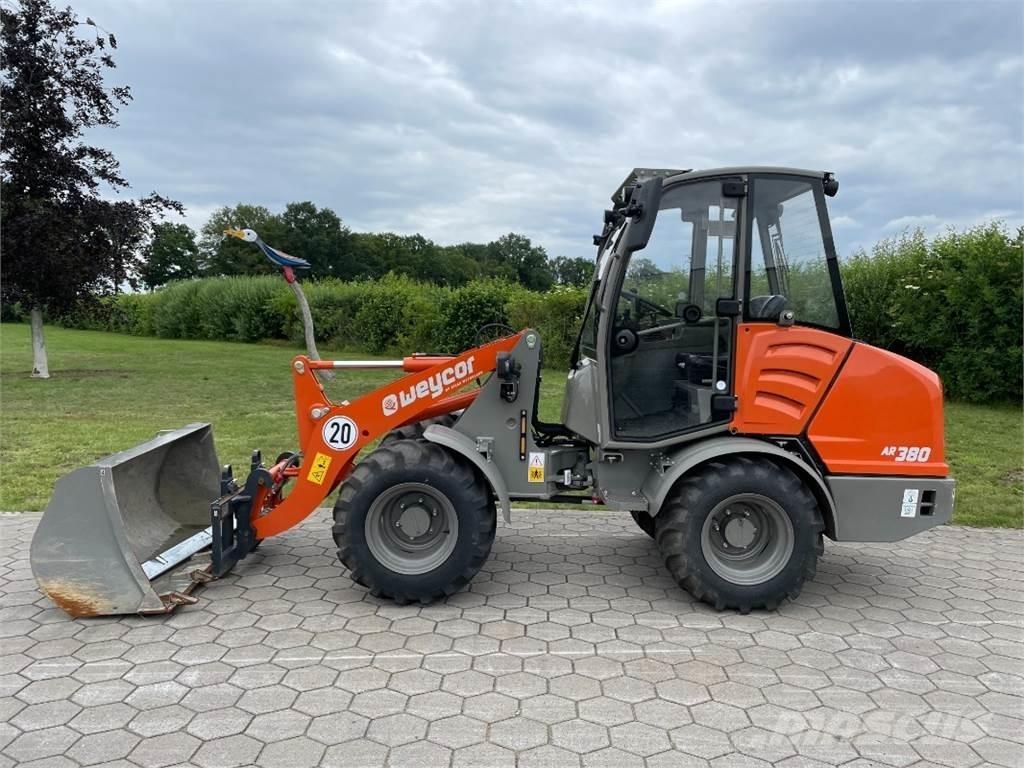 Atlas AR380 لوادر بعجل