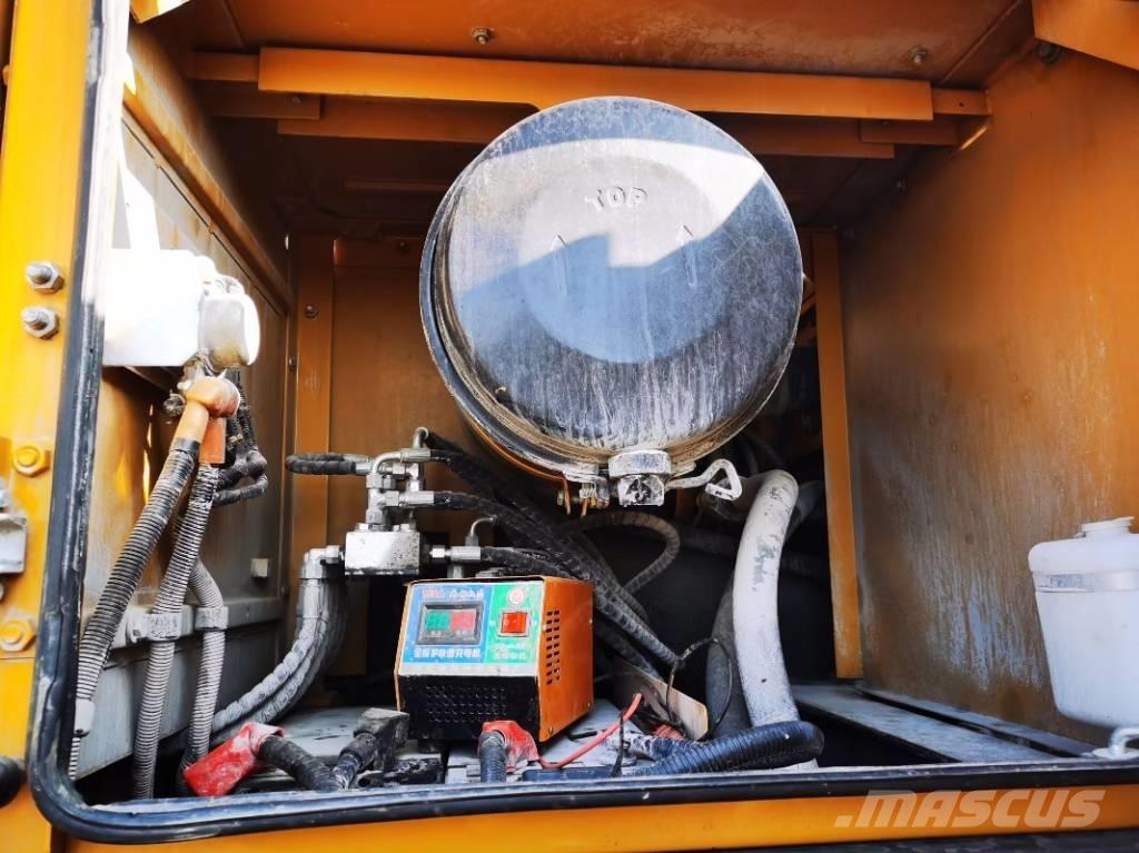 Sany SY 365 H حفارات زحافة