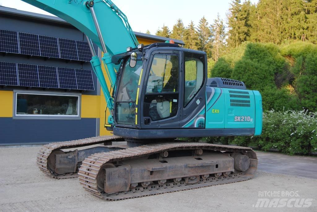 Kobelco SK 210 حفارات زحافة